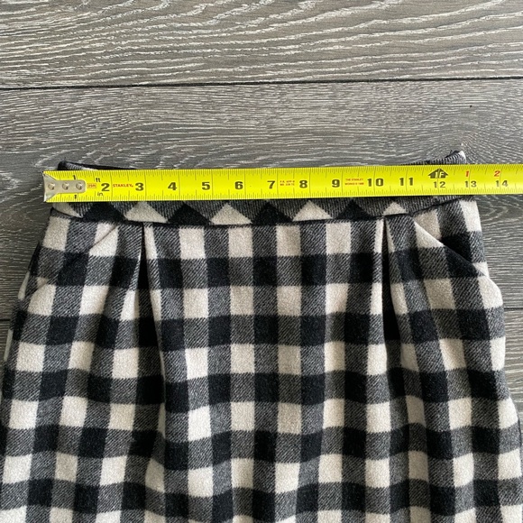 CLUB MONACO // Plaid Wool-like Skirt - Picture 4 of 6